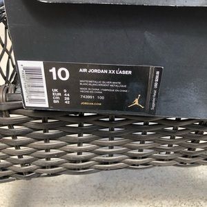 I’m selling Jordan 20 retro